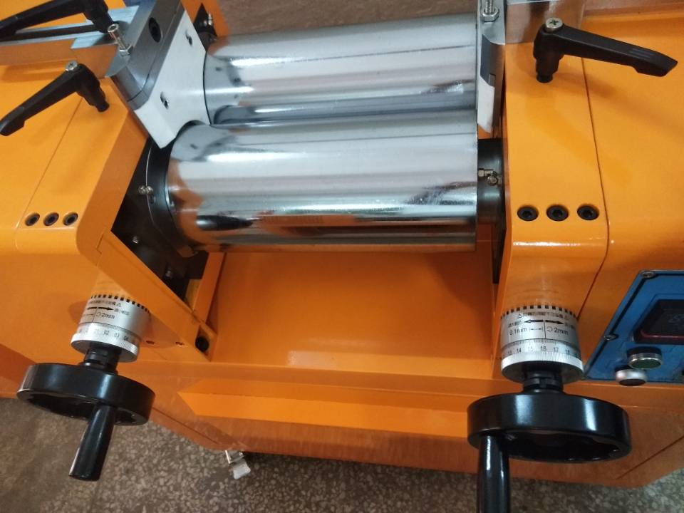 实验室平板硫化机-50T冷热一体机